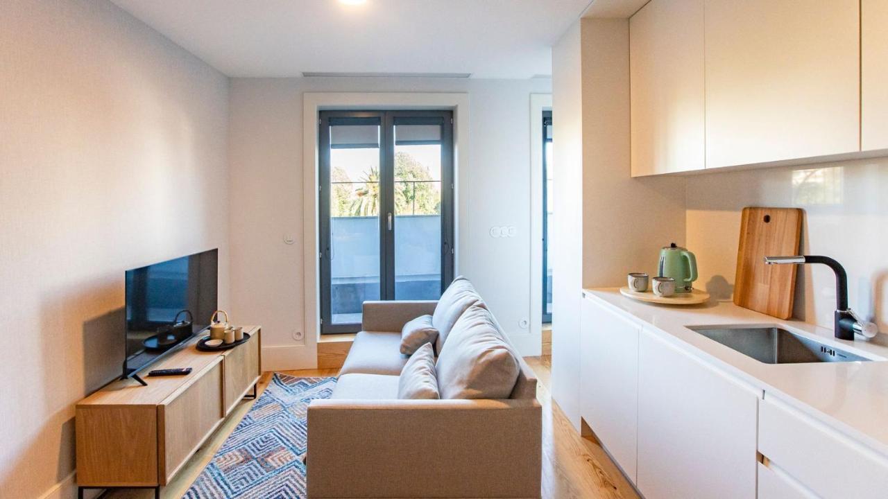 Stylish Studio W/ Ac & Balcony By Lovelystay OOporto Exterior foto