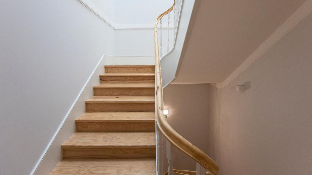 Stylish Studio W/ Ac & Balcony By Lovelystay OOporto Exterior foto