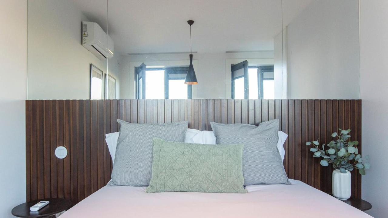Stylish Studio W/ Ac & Balcony By Lovelystay OOporto Exterior foto